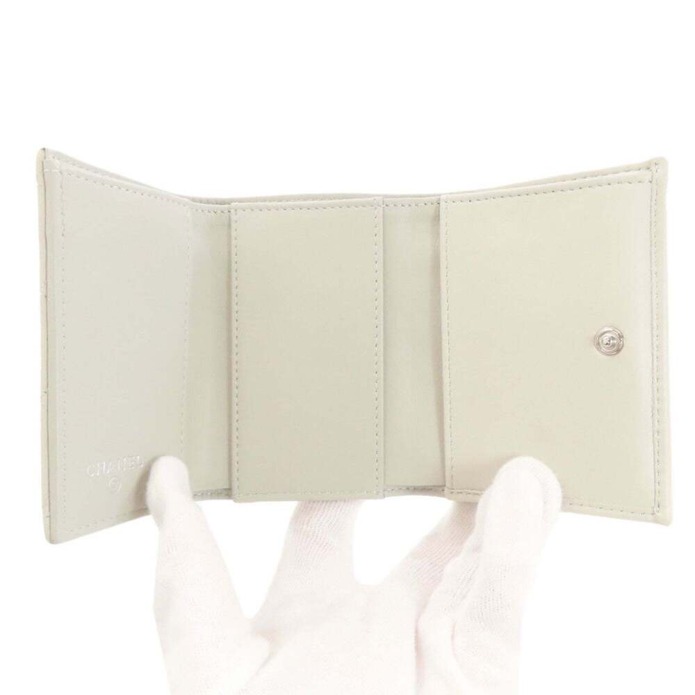 CHANEL Gray Logo Wallet - Picture 4 of 16